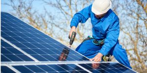 Installation Maintenance Panneaux Solaires Photovoltaïques à Saint-Véran